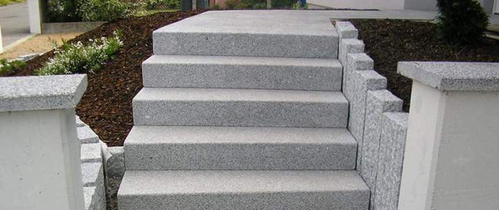 Réalisation d'escalier en roche dure Haguenau