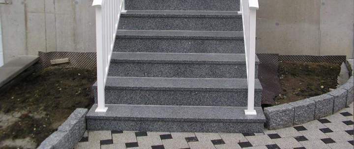 Marbrerie pour escalier en granit Haguenau